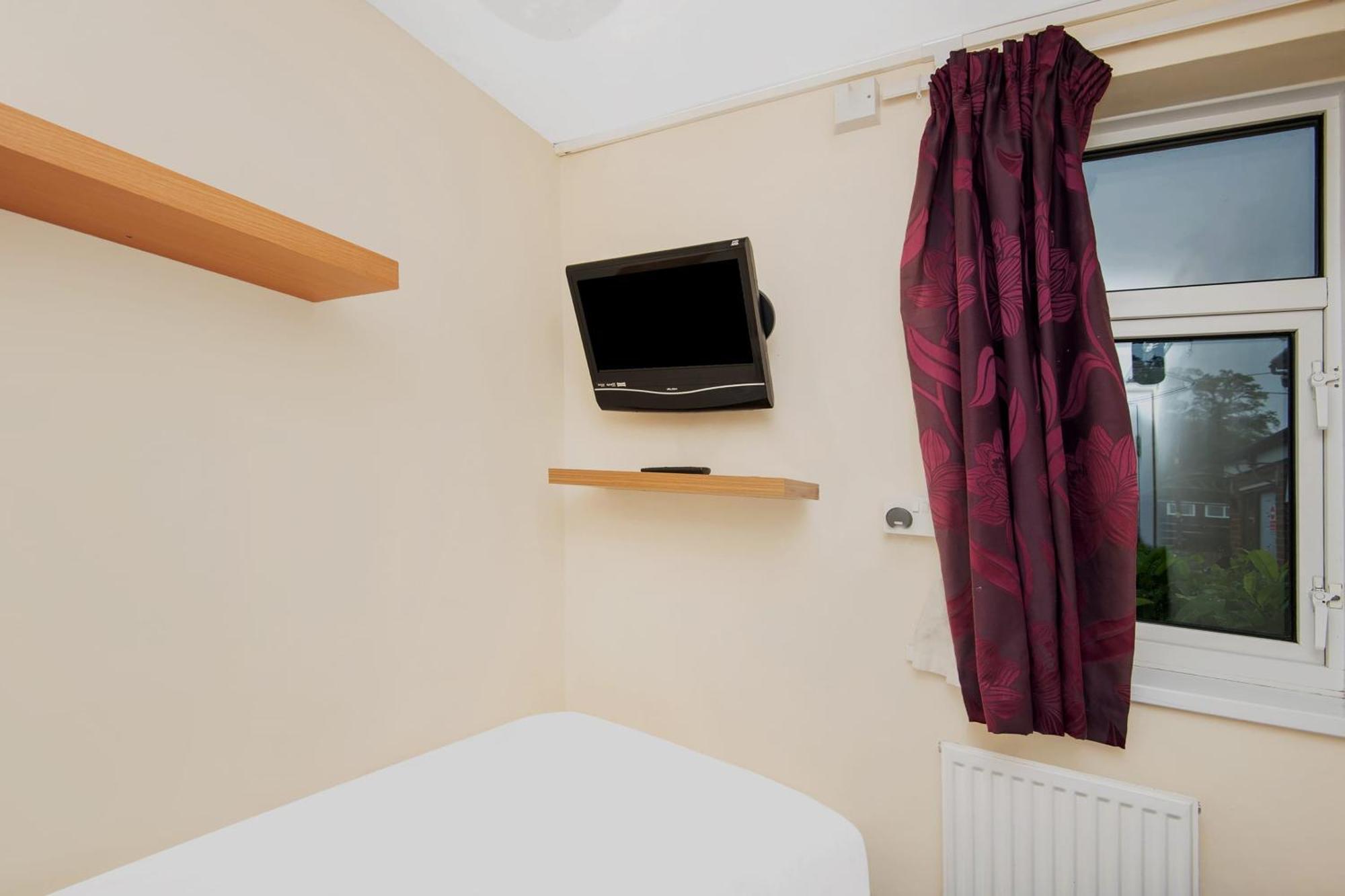 Chris'S Motel Stokenchurch Luaran gambar