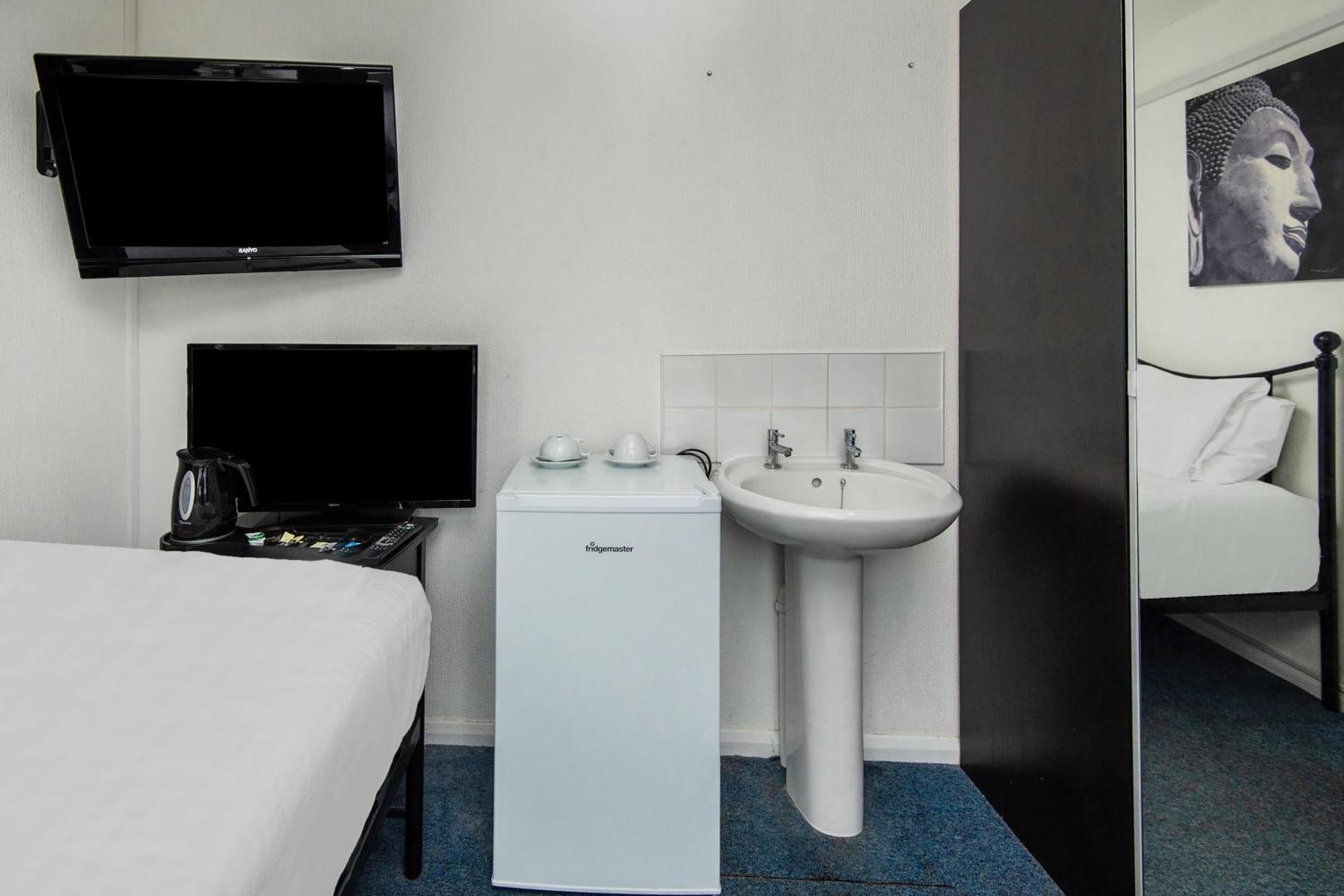Chris'S Motel Stokenchurch Luaran gambar